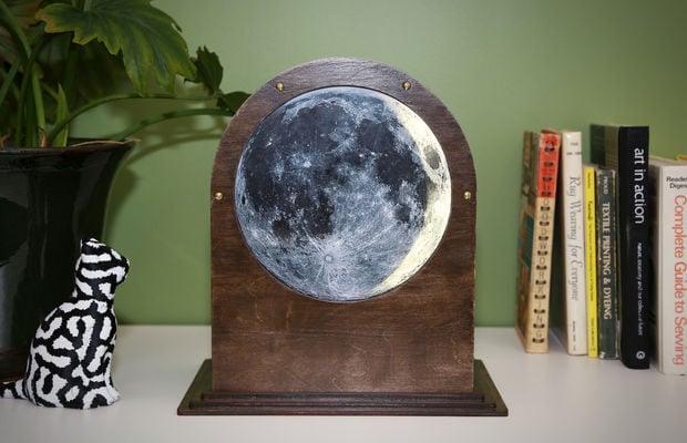 lunar clock
