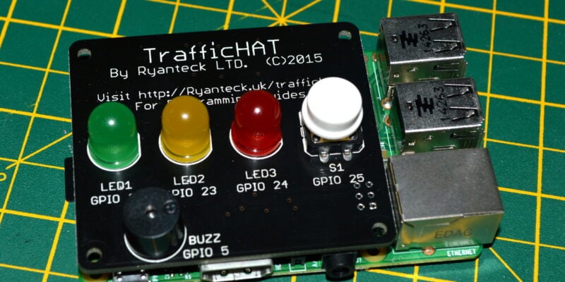 Use the Traffic HAT with GPIO Zero