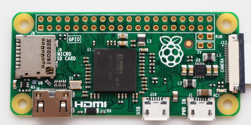 New Pi Zero, now with added camera port
