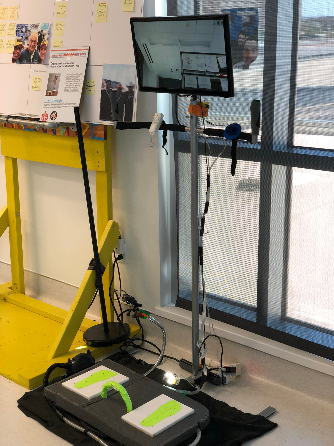 Diabetic foot health with Raspberry Pi