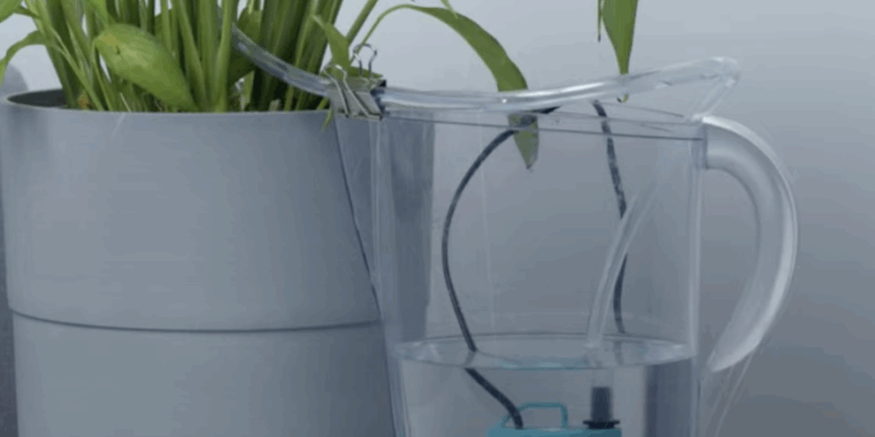 pico plant waterer by VEEB Projects