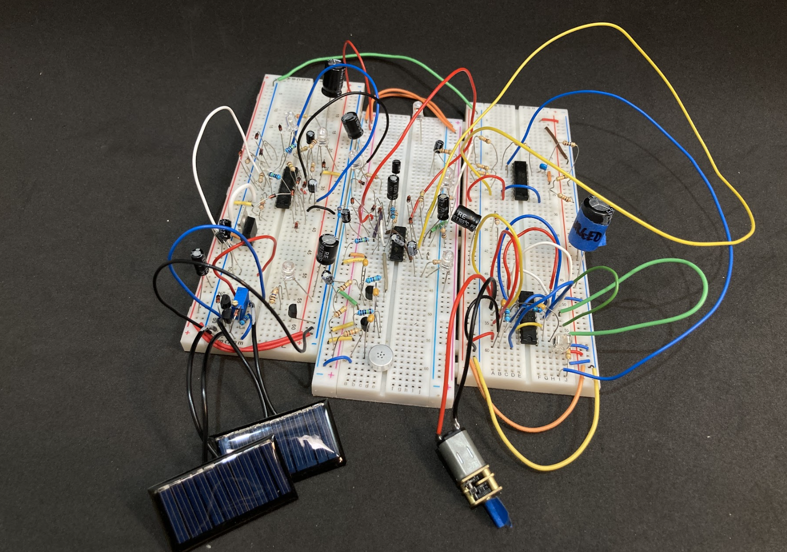 How I made a solar-powered robot from old fashioned parts — Raspberry ...