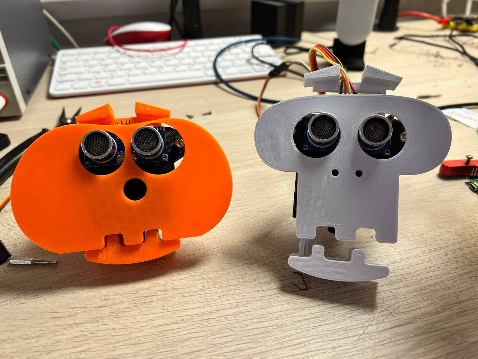 Spooky skeleton and petrified pumpkin robots - Raspberry Pi