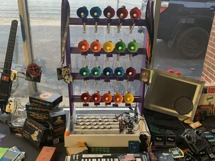 dingsalot bell ringing robot