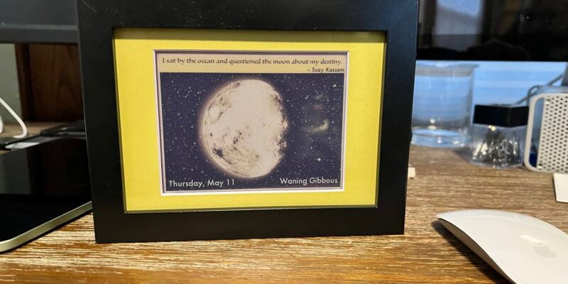 Moon-Pi E Ink lunar display hero image