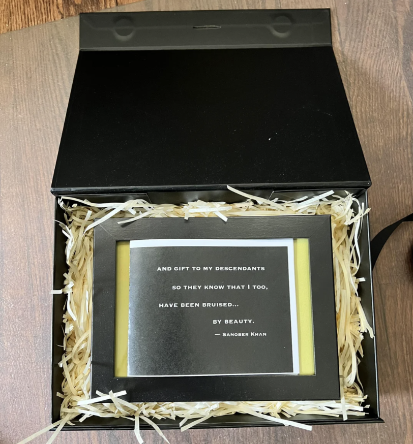 Moon-Pi E Ink lunar display gift box and manual