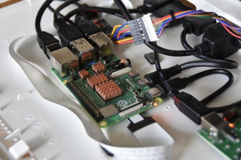 Rob considered using either a laptop mainboard from Framework or a MiSTer board which incorporates an FPGA. “But I wasn’t ready to upgrade my laptop and there was no way to connect a floppy to MiSTer,” he says. “Raspberry Pi it was.”