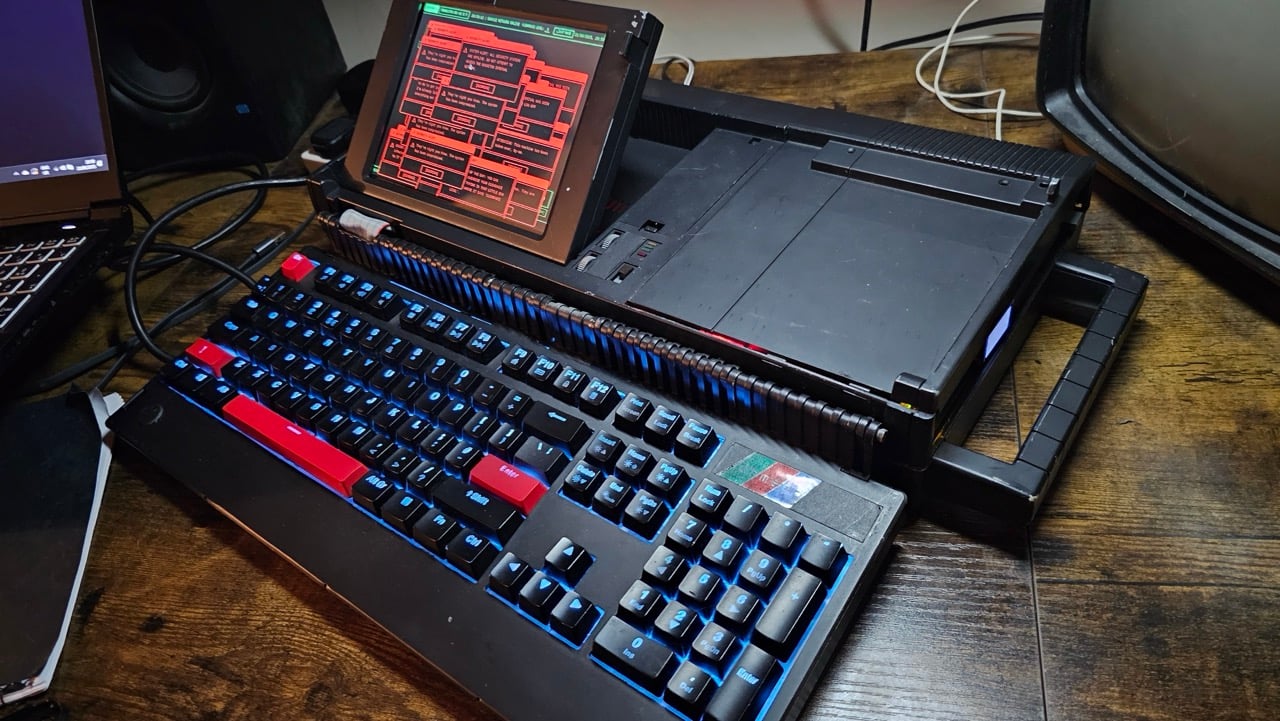 Amstrad PPC 640 cyberdeck gets a Raspberry Pi makeover - Raspberry Pi